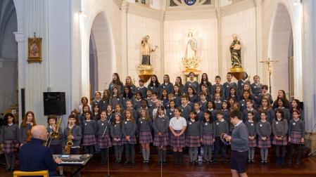 Coro del colegio Compañía de María.