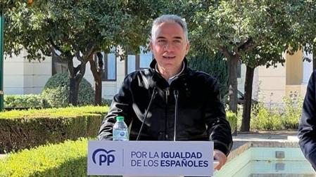 El vicesecretario de Coordinación Autonómica y Local y Análisis Electoral del PP, Elías Bendodo, este sábado en Málaga
