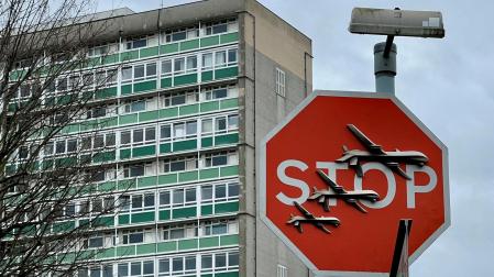 Señal decorada por Banksy que fue robada en Londres