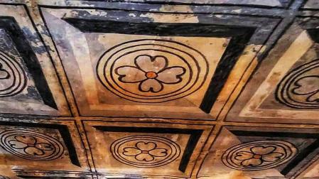 Algunas de las pinturas presentes en la iglesia de Olejua