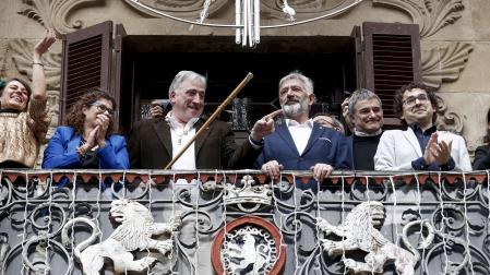 Joseba Asiron (EH Bildu), nuevo alcalde de Pamplona tras la moción de censura a Cristina Ibarrola (UPN).