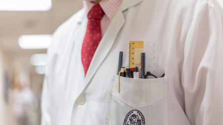 Los Premios Merco-OdS han reconocido a siete especialistas en Endocrinología, Hematología, Cirugía General, Radiología, Oncología, Medicina y Urología de la Clínica Universidad de Navarra