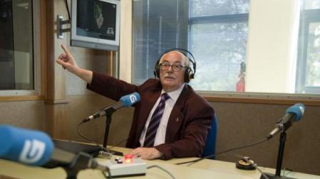 Luis Rial presentando un programa