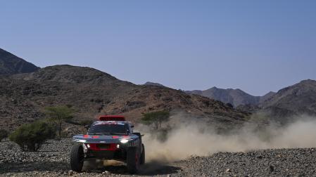 Carlos Sainz, en la etapa de este lunes del Dakar