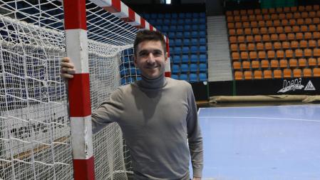 El cierre de Irurtzun, Roberto Martil, ya está listo para jugar después de superar una grave lesión en su rodilla izquierda
