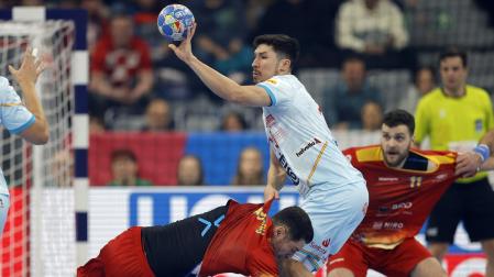 Alex Dujshebaev, en el partido ante Rumanía