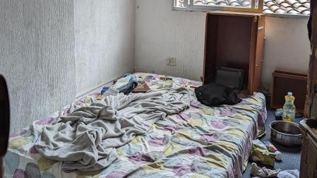 La Policía Nacional detiene a un hombre por alojar en condiciones insalubres a 49 migrantes para explotarles laboralmente en la construcción
