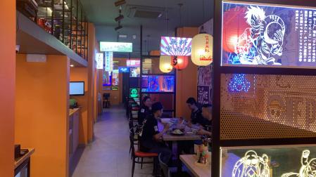 El interior del restaurante japonés Buga Ramen, en la avenida Sancho el Fuerte 32