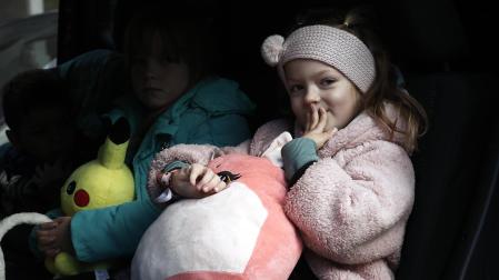 Fotos de la despedida de los niños de Chernobil (Ucrania) que han pasado las Navidades en Navarra.