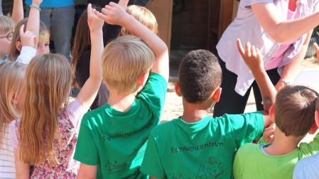 Varios niños en una guardería