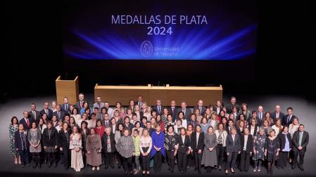 Foto de familia de los medallistas