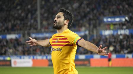 El futbolista alemán Gundogan celebra el 0-2 ante el Alavés