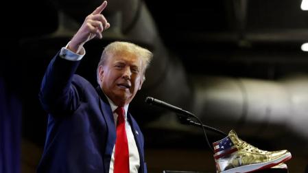 Trump, durante la presentación de sus zapatillas