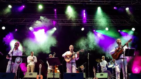 Esta tarde, concierto del grupo Pan con Chile en el Teatro Gayarre.