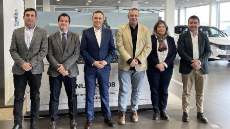 De izquierda a derecha, José Luis Marco, Mikel Irujo, Cesar Marco, Rafa Loscos, María Luisa Elguea y Javier Aiape