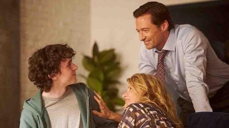 En la película 'El hijo' (2022) se cuenta la historia de un padre desesperado ante la depresión e ideas de suicidio de su hijo adolescente.