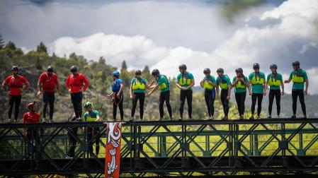 Los equipos de 'El conquistador del fin del mundo' se preparan para lanzarse al río y comenzar la prueba de inmunidad