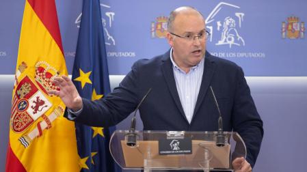 El portavoz del PP en el Congreso, Miguel Tellado, durante una rueda de prensa para valorar la comparecencia de Armengol sobre el 'caso Koldo'