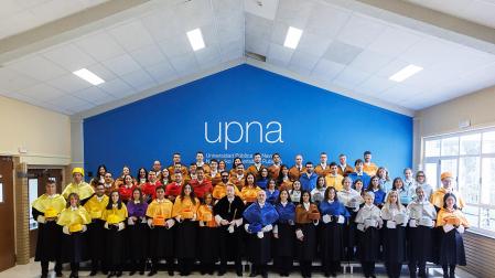 Imagen de los participantes en el acto de investidura de doctores y doctoras en la UPNA./