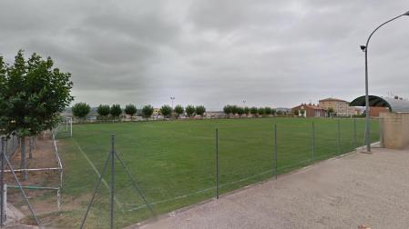 Imagen del estadio Cardiel donde disputa sus encuentros el C.D. Urantzia, en Los Arcos./