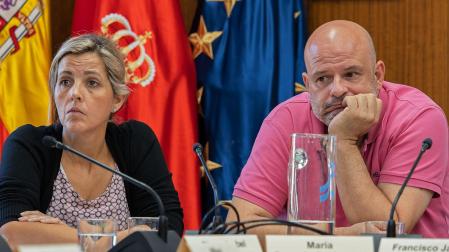 Los socialistas María Sanz de Galdeano y Fran Moleón.
