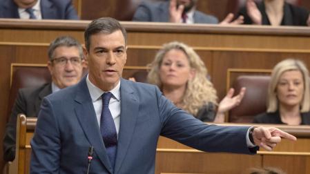 El presidente del Gobierno, Pedro Sánchez, interviene este miércoles durante una sesión de control al Gobierno, en el Congreso de los Diputados