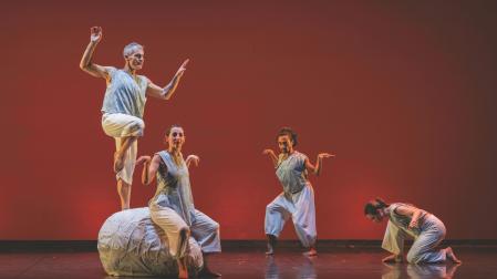 Desde la izq.: Iñaki Fortún, Itxaso Etxepeteleku, Yojanel Colón y Paula Fortún, en una escena de 'El carnaval de los animales'