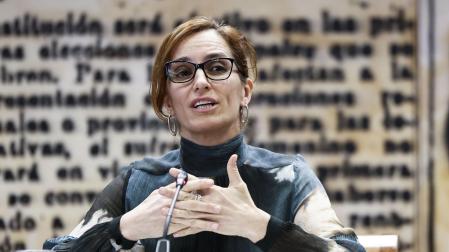 La ministra de Sanidad Mónica García, en su comparecencia este jueves en el Senado