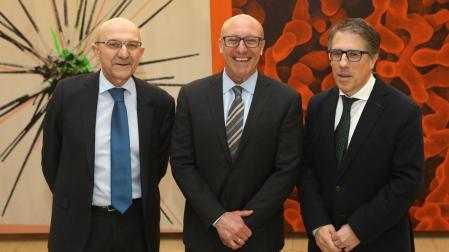 Izda a dcha: Miguel Ángel Martínez (Universidad de Navarra), Stefanos Kales (Universidad de Harvard) y Miguel Ruiz-Canela (Universidad de Navarra)