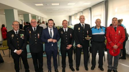 De izquierda a derecha: Juan Cruz Ruiz Gómara, José María Borja Moreno, Alejandro Toquero Gil, Ricardo Casamián Gil, José Ramón Olloqui Cuartero, Fernando Arbiol Moya, y José Luis Calvillo Álava.