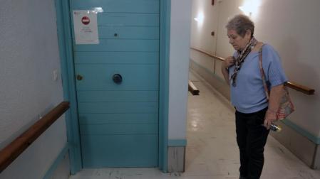 Clara, una  de las vecinas de los pisos tutelados
