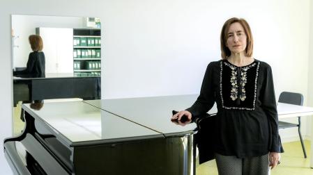 Arantza Lorenzo de Reizábal, en una de las aulas del Conservatorio Superior
