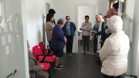 Bendición de las instalaciones renovadas del consultorio médico de Javier
