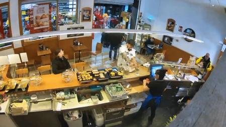 Uno de los establecimientos en los que el arrestado realizó la estafa
