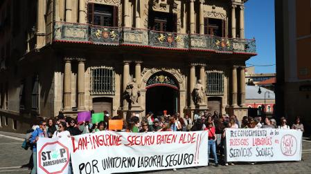 Concentración de protesta de ayer de trabajadaores de servicios sociales