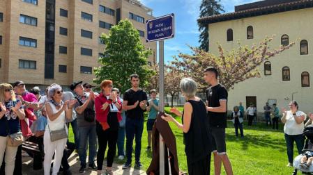Inauguración de la plaza Patxi Buldain en Huarte