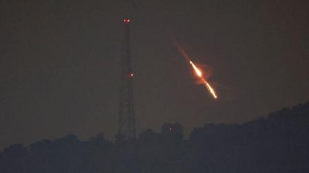 Imagen de drones o misiles iraníes acercándose a objetivos en lugares no revelados en el norte de Israel