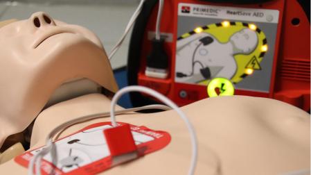 Muñeco sobre el que practicar una RCP en caso de infarto