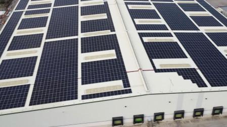 El Grupo Alimentario IAN ha instalado 3.907 paneles solares en sus dos plantas productivas de Villafranca