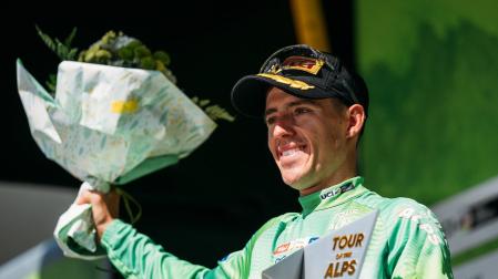 Juanpe López logra en el Tour de los Alpes su primer triunfo en una carrera por etapas