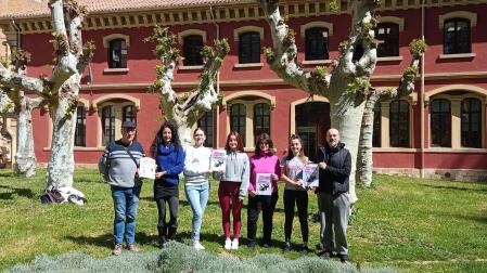 Responsables de las diferentes escuelas de música presentaron la jornada en Estella.