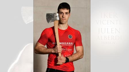 Julen Alberdi afronta su primera apuesta como aizkolari profesional
