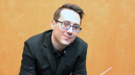 El músico Javier Echarri, nuevo director del coro de AGAO