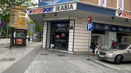 La tienda de deportes Irabia de la calle Conde Oliveto de Pamplona