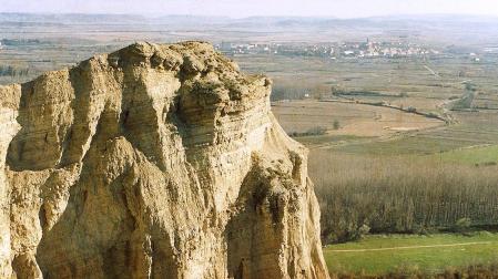 Barranco de Pelañén, sobre el río Aragón, en el término municipal de Funes