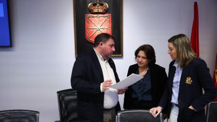 La jurista De la Iglesia sugiere "prudencia" a la hora de abrir la Ley del Amejoramiento navarro