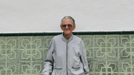El hermano marista Agustín Ezpeleta Compains, nacido en Gallipienzo hace 90 años, en el colegio de Sevilla donde ha impartido clase.