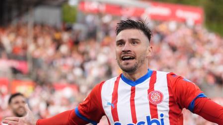 Portu, protagonista con dos goles ante el F.C. Barcelona