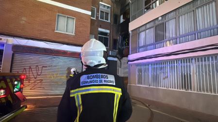Un hombre ha fallecido en un incendio declarado este domingo en una vivienda de Alcalá de Henares