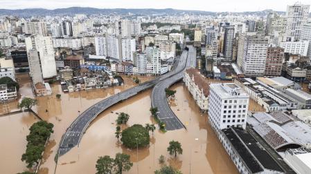 Porto Alegre, bajo las aguas